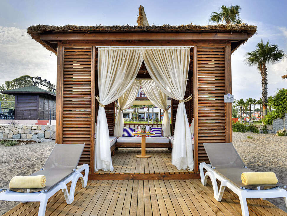 Een foto van het strand bij IC Hotels Santai Family Resort