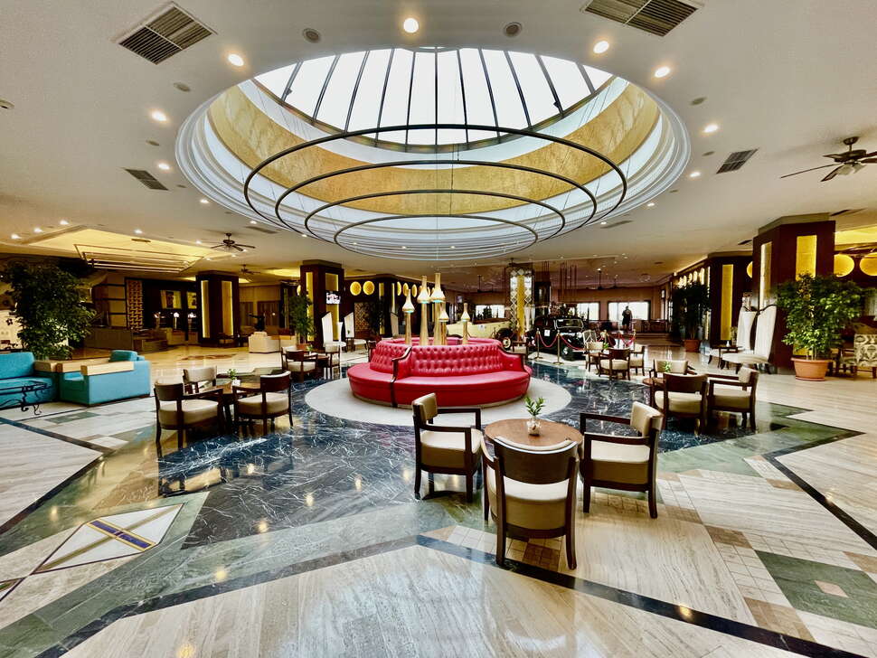 Een foto van het interieur van Belconti Resort Hotel