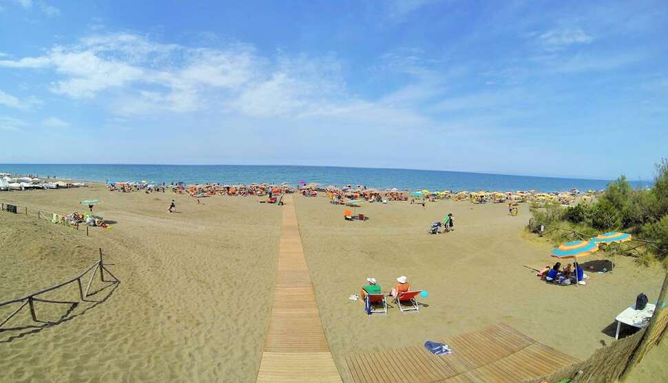 Een foto van het strand bij Camping Free Beach