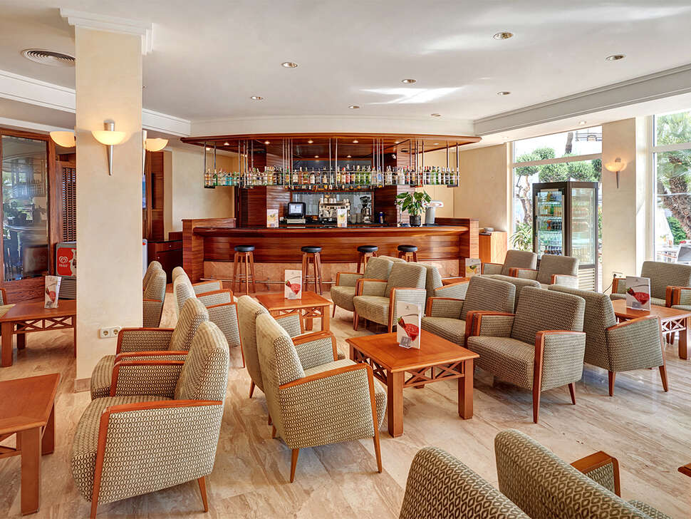 Een foto van het interieur van Hipotels Dunas Cala Millor