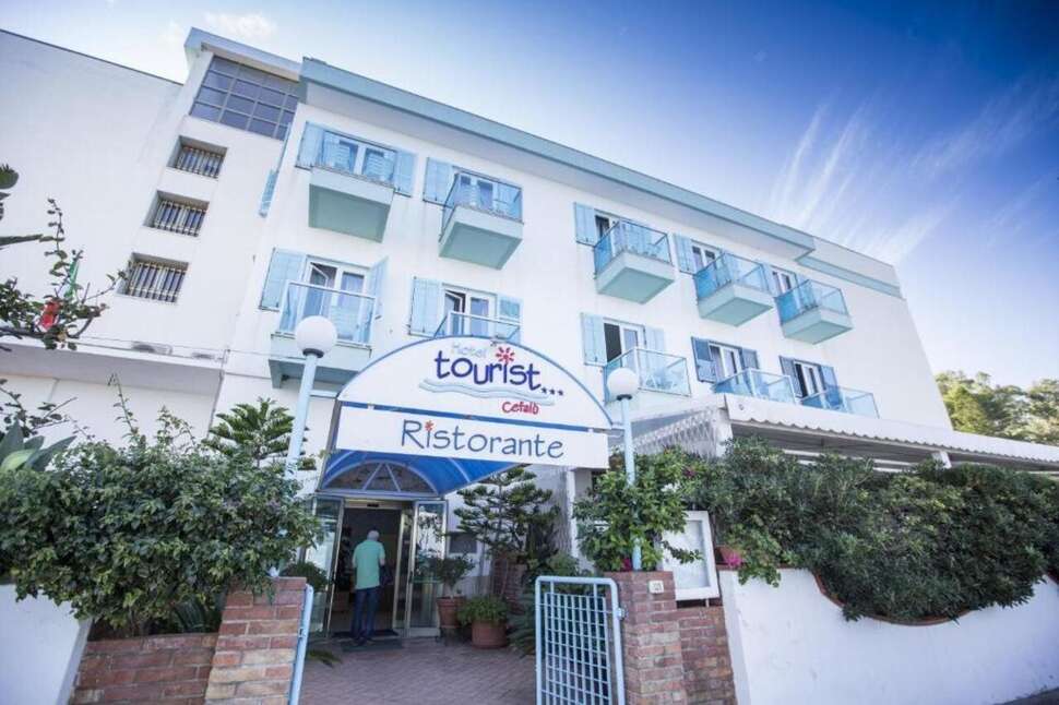 Ein Foto Hotel Tourist Cefalu