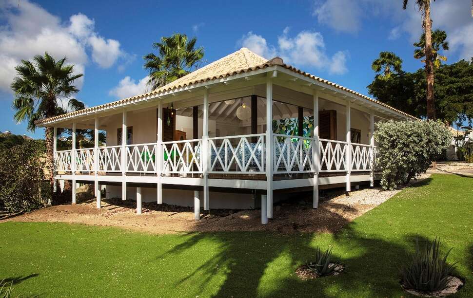 Een foto van de buitenkant van Papagayo Beach Resort
