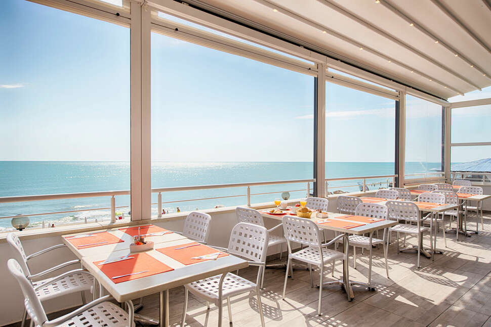 Een foto van de faciliteiten bij AluaSun Helios Beach