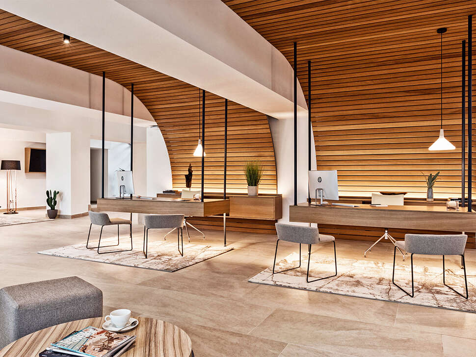 Een foto van het interieur van Hotel Bordoy Alcudia Port Suites