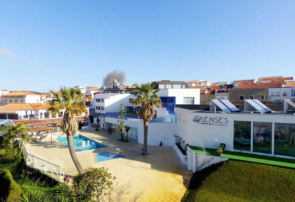 Ein Foto vom Pool im Miramar Hotel & Spa