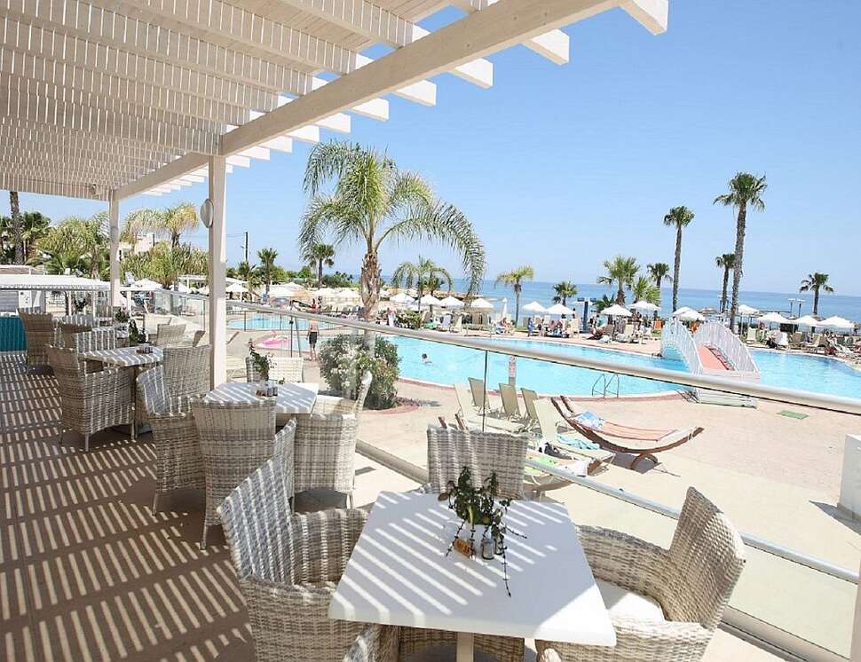 Ein Foto Marlita Beach Hotel Apartments
