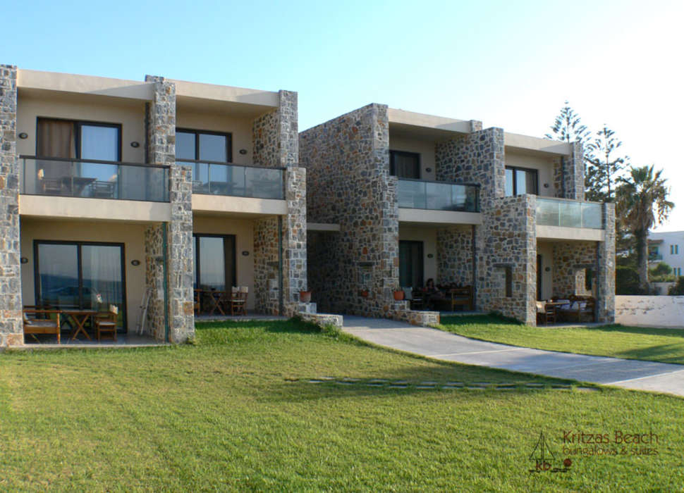 Een foto van de buitenkant van Creteco Hotel & Suites