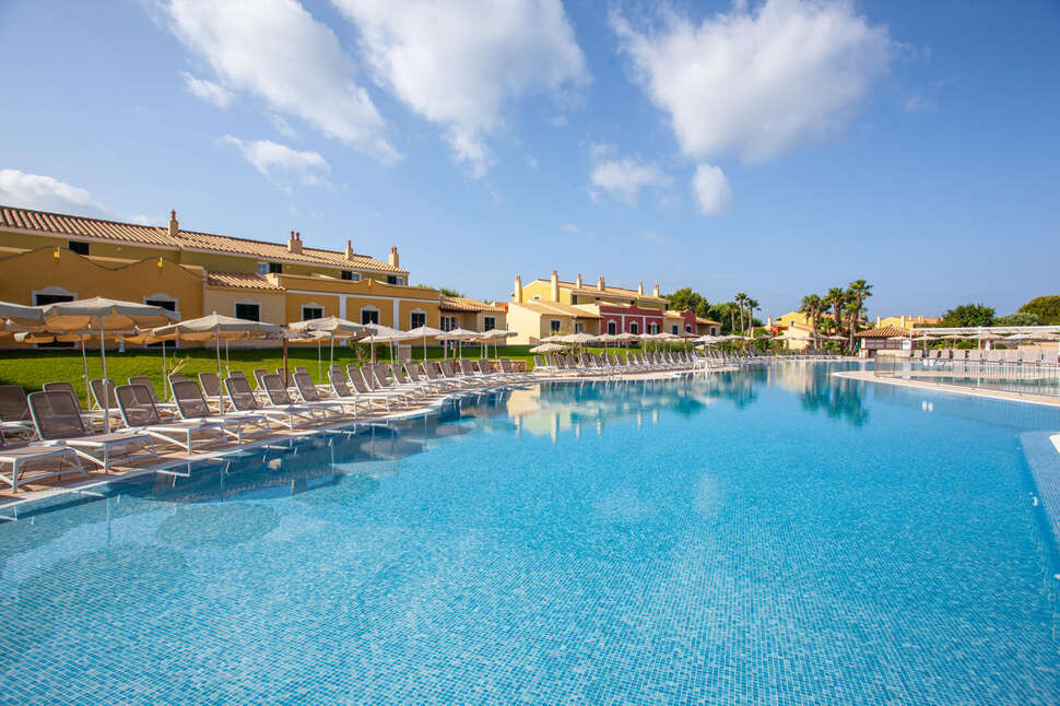 Ein Foto vom Pool im Grupotel Playa Club