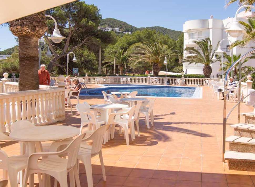 Ein Foto vom Pool im Hotel Riomar
