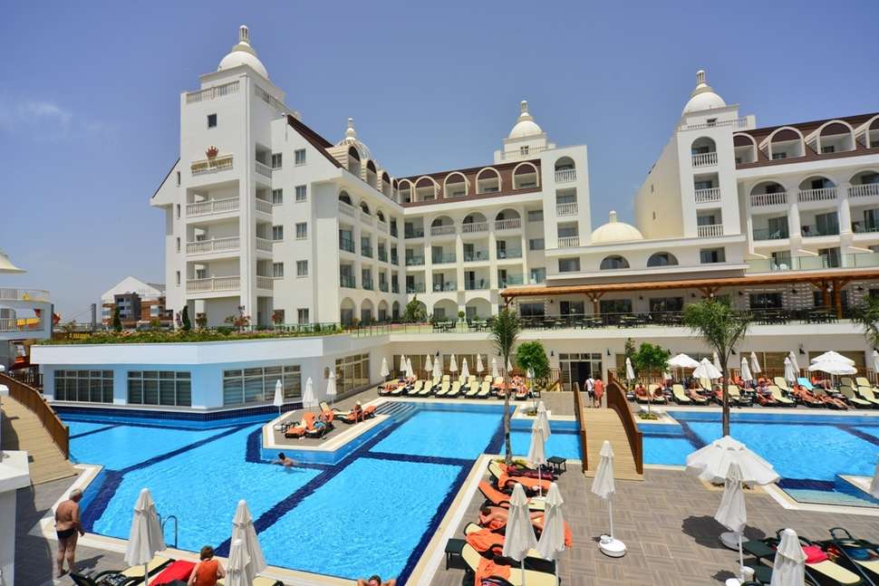 Een foto van het zwembad bij Hotel Side Crown Serenity