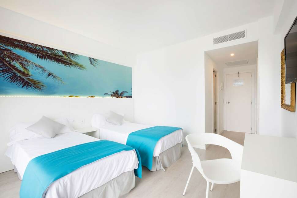 Een foto van Blue Sea Arenal Tower