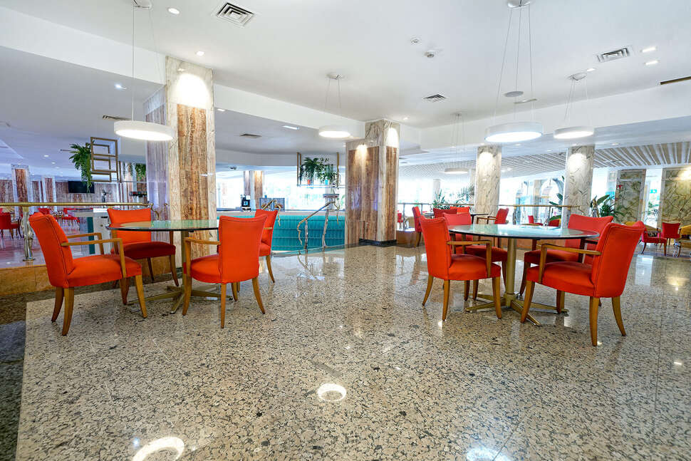 Een foto van het interieur van Bull Eugenia Victoria & Spa