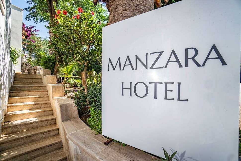 Een foto van de buitenkant van Manzara Boutique Hotel