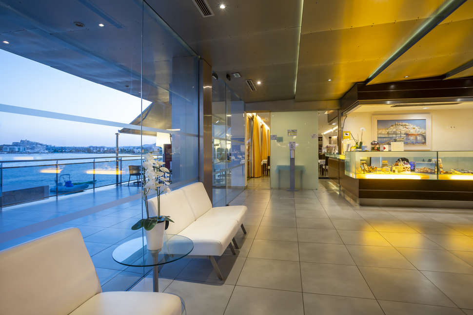 Een foto van het interieur van Hotel Simbad
