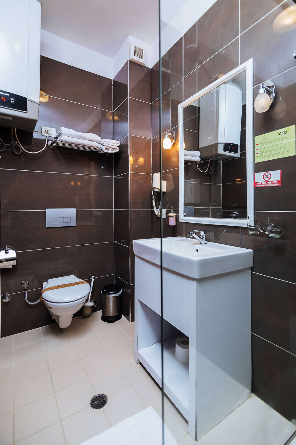 Een foto van Albanian Star Hotel