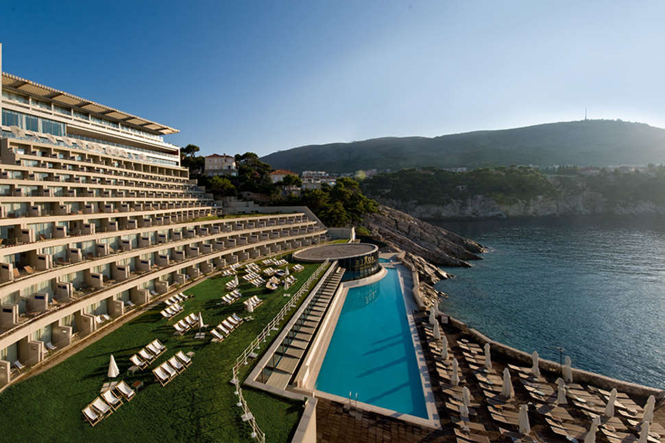 Een foto van het zwembad bij Rixos Premium Dubrovnik Hotel