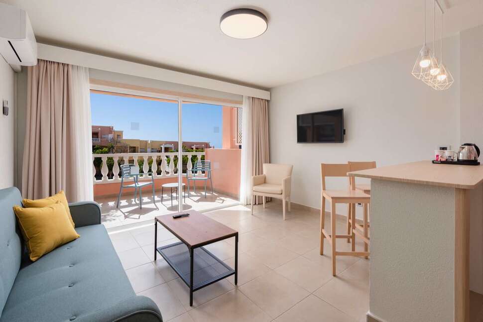 Een foto van Servatur Isora Suites