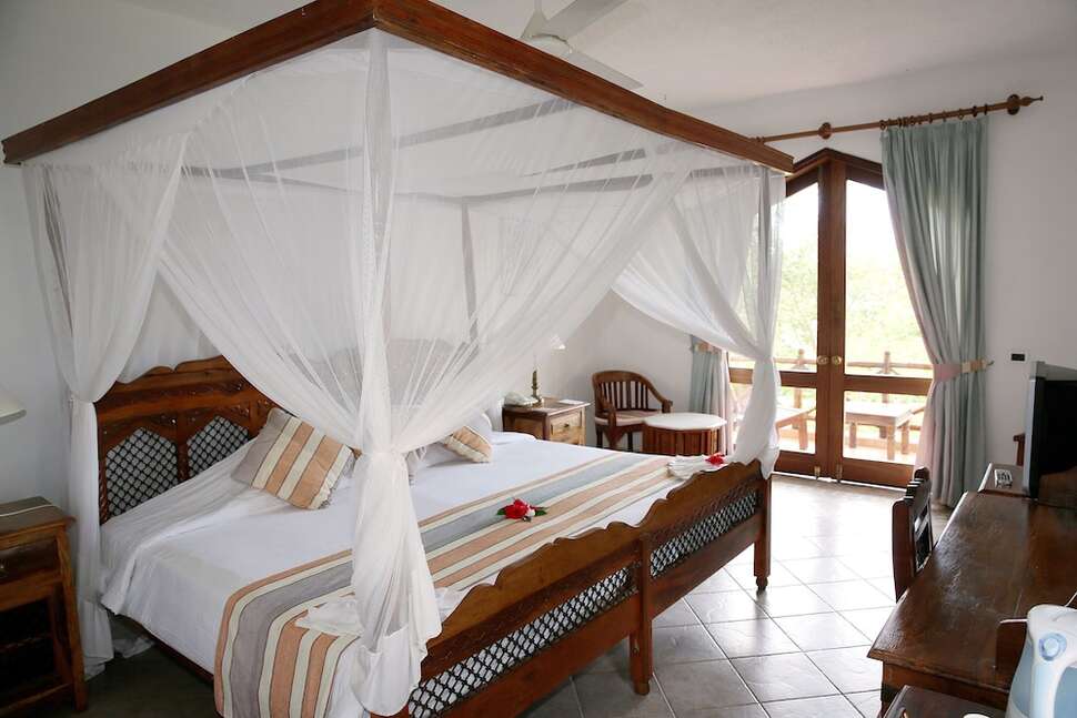 Ein Foto Bluebay Beach Resort & Spa
