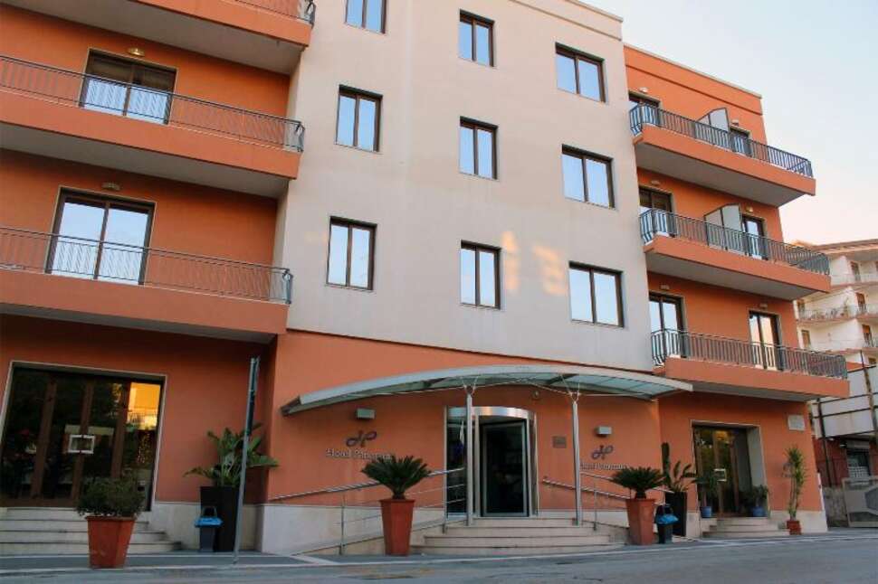 Ein Foto von der Außenansicht des Hotel Panorama Siracusa