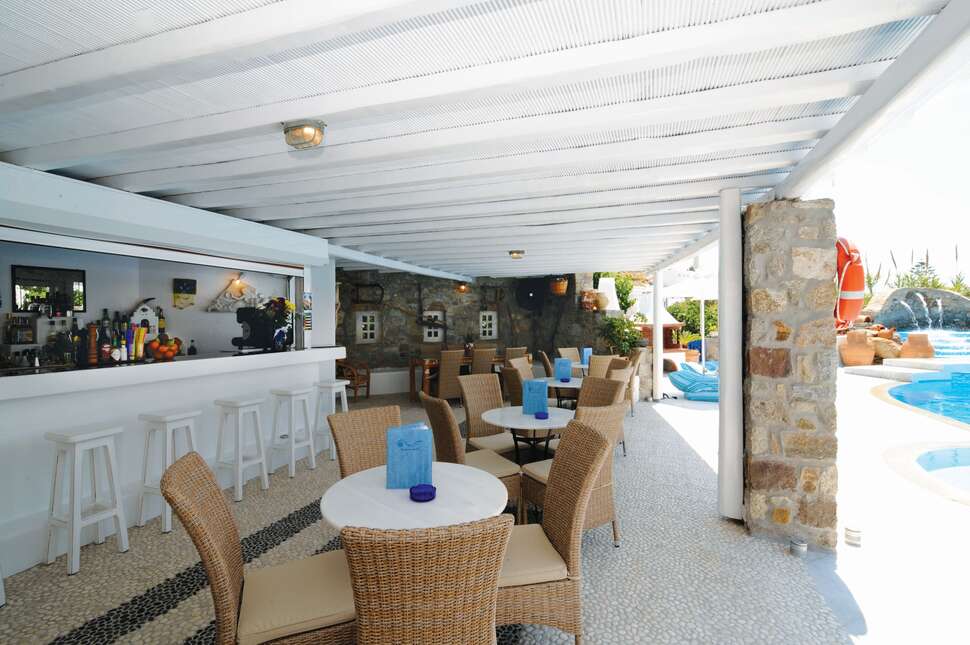 Ein Foto von den Einrichtungen im Hotel Kamari Beach