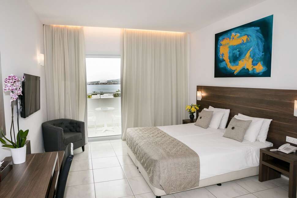 Een foto van Theo Sunset Bay Hotel