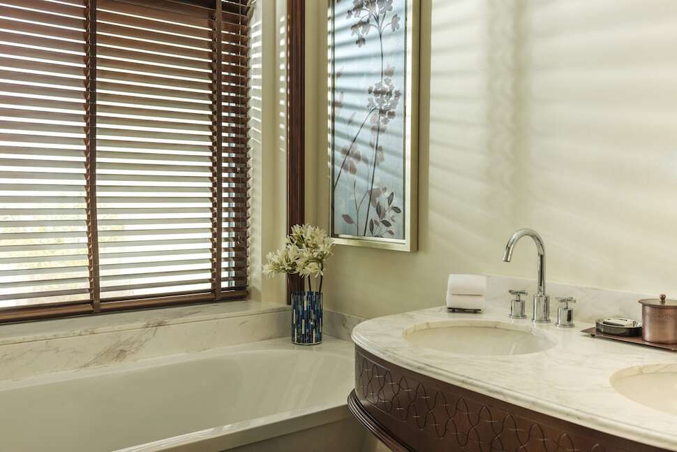 Ein Foto The Luxury Collection Hotel Ajman Saray