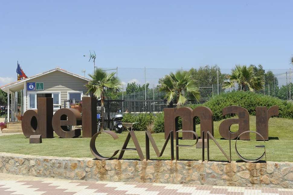 Een foto van de buitenkant van Camping Del Mar