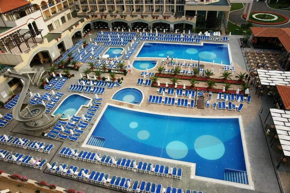 Een foto van het zwembad bij Melia Sunny Beach