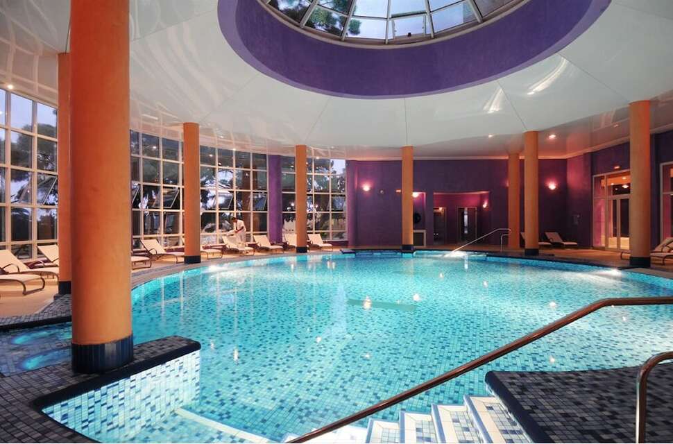 Een foto van het zwembad bij Tour Khalef Hotel
