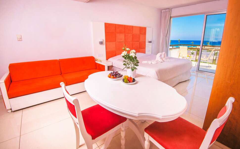 Ein Foto Marlita Beach Hotel Apartments