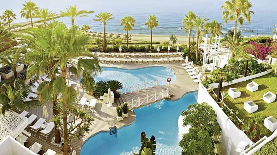 Een foto van een overzicht van Puente Romano Beach Resort & Spa