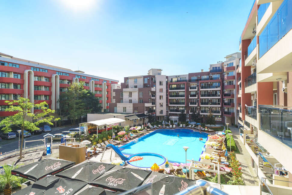 Een foto van Admiral Plaza
