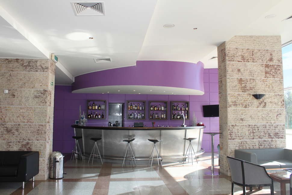 Een foto van de faciliteiten bij Tryp by Wyndham Lisboa Caparica Mar Hotel