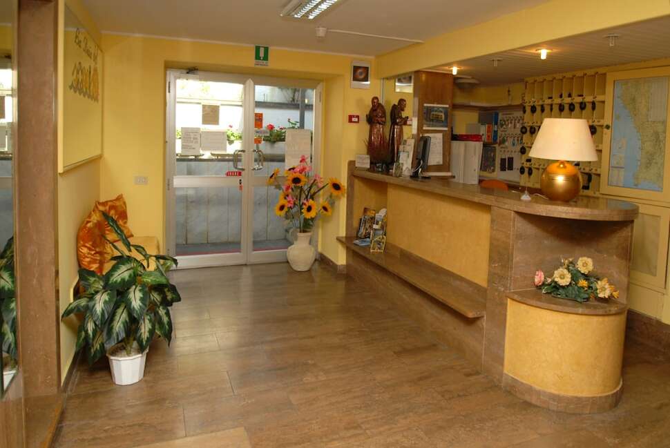 Een foto van het interieur van Baia del Sorriso