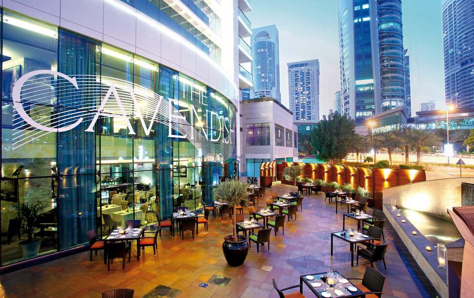 Een foto van het terras bij Bonnington Hotel Dubai