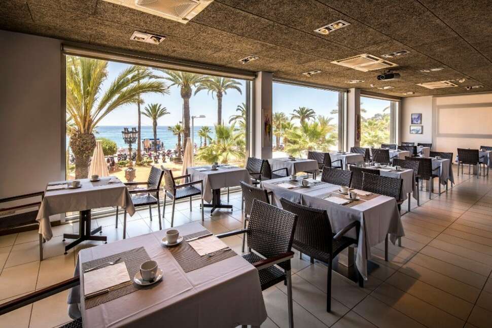 Een foto van URH Hotel Excelsior