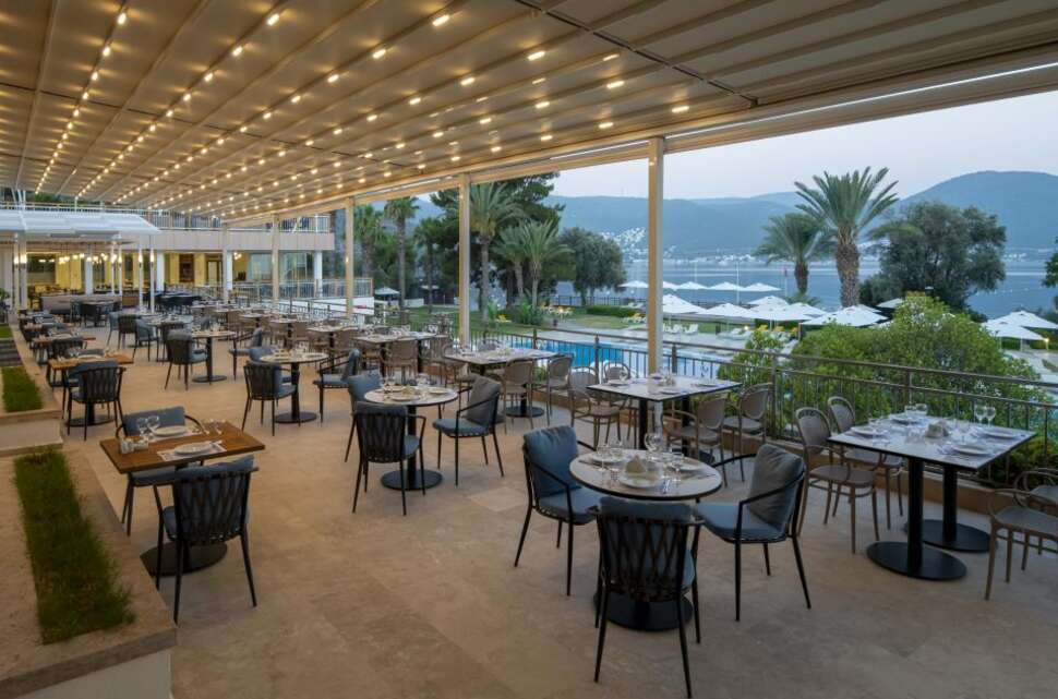 Ein Foto DoubleTree by Hilton Bodrum Isil Club Resort