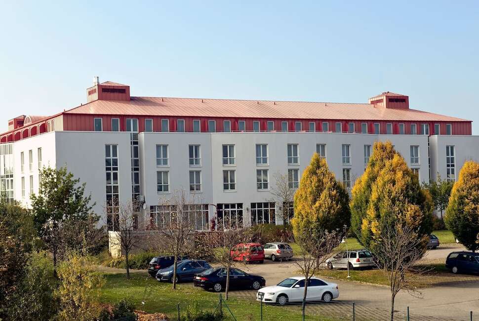 Een foto van de buitenkant van Congress Hotel Weimar by Mercure