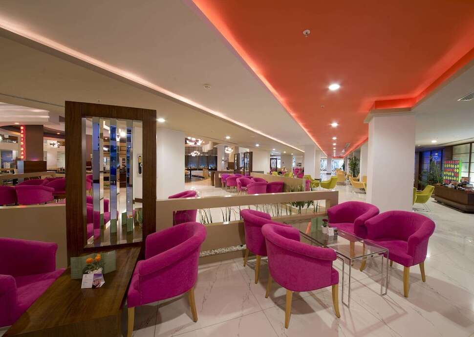 Een foto van de faciliteiten bij Limak Lara Deluxe Hotel & Resort