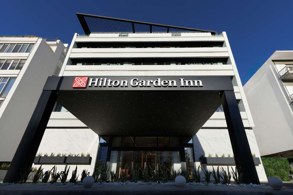 Ein Foto Hilton Garden Inn Athens Syggrou Avenue