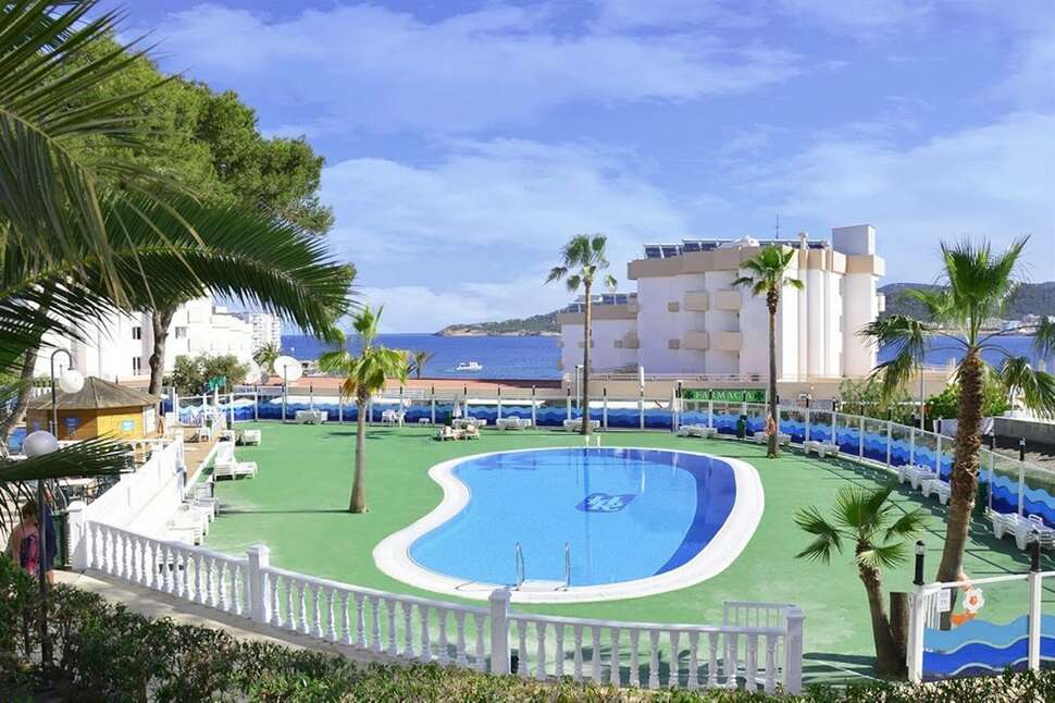 Een foto van het zwembad bij Appartementen Vibra Riviera