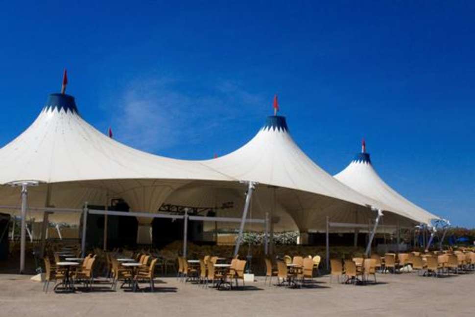 Een foto van de buitenkant van Globales Bouganvilla Aparthotel