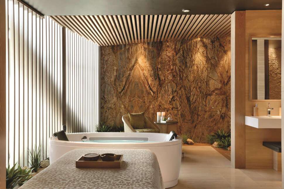 Ein Foto Andaz Capital Gate by Hyatt