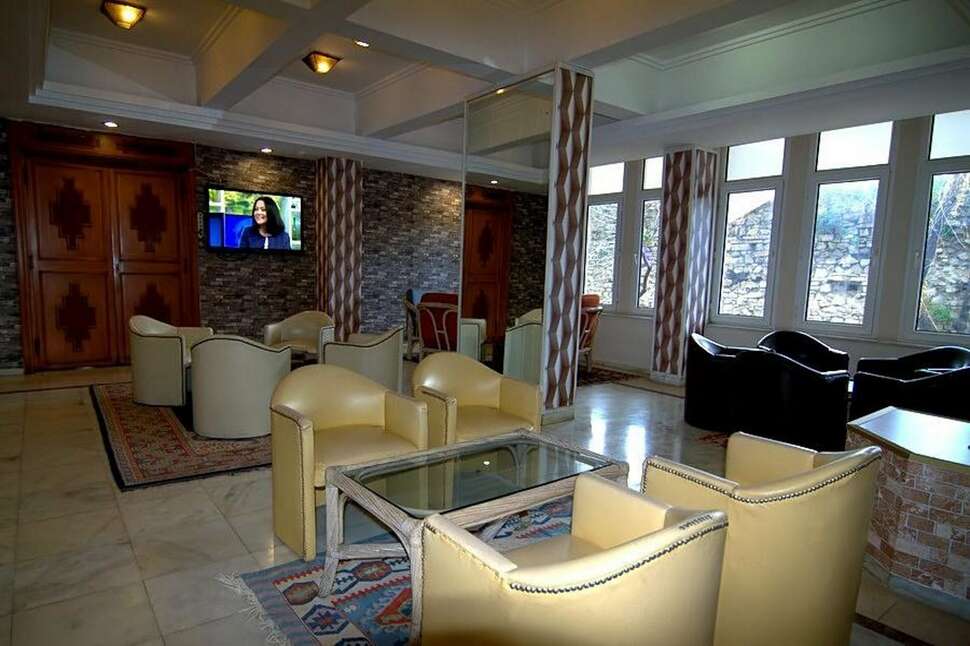 Een foto van het interieur van Surtel Hotel