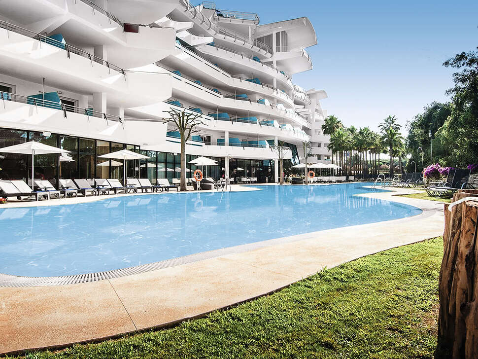Een foto van een overzicht van Senator Banus Spa Hotel