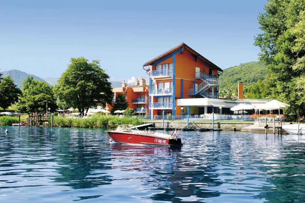 Een foto van de buitenkant van Hotel L'Approdo