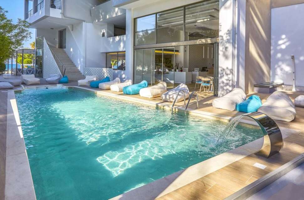 Een foto van een overzicht van Triton Boutique Hotel