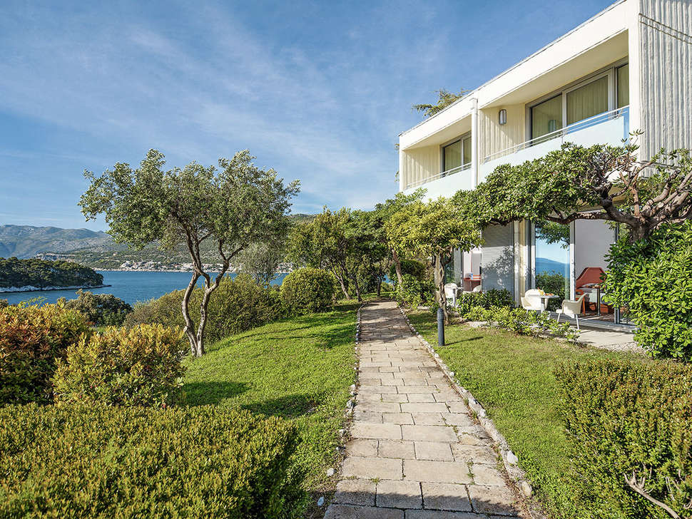 Een foto van het terras bij Valamar Argosy Hotel