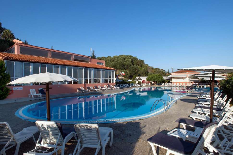 Ein Foto vom Pool im Panorama Sidari Hotel