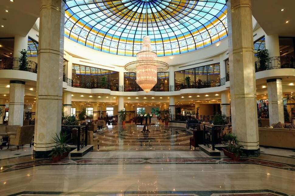 Een foto van het interieur van Grand Oasis Resort